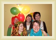 rom.kinderkarneval15 226 * 4272 x 2848 * (4.1MB)